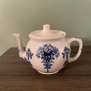 Buffalo Pottery Argyle 1914 Teapot. 🫖